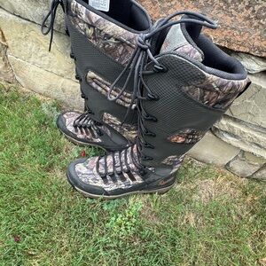 Danner Vital 17" Snake Boots Size 10